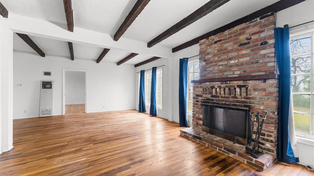 1785 Palermo Road Palermo, CA 95968 - Photo 7 of 24 Living Room and Fireplace