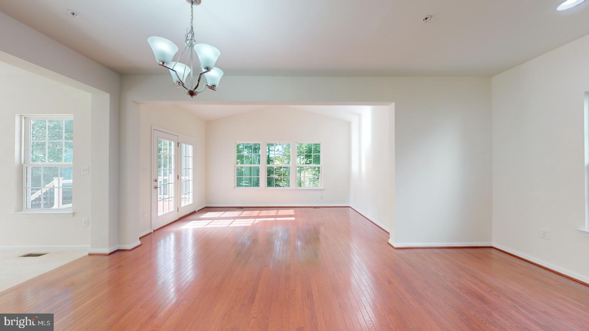 2811 Winterbourne Drive Upper Marlboro, MD 20774 - Photo 11 of 130