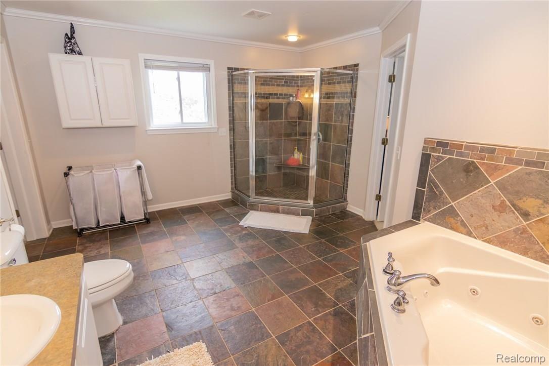 6490 Cook Road Swartz Creek, MI 48473 - Photo 14 of 28 6490 Cook-21.jpg