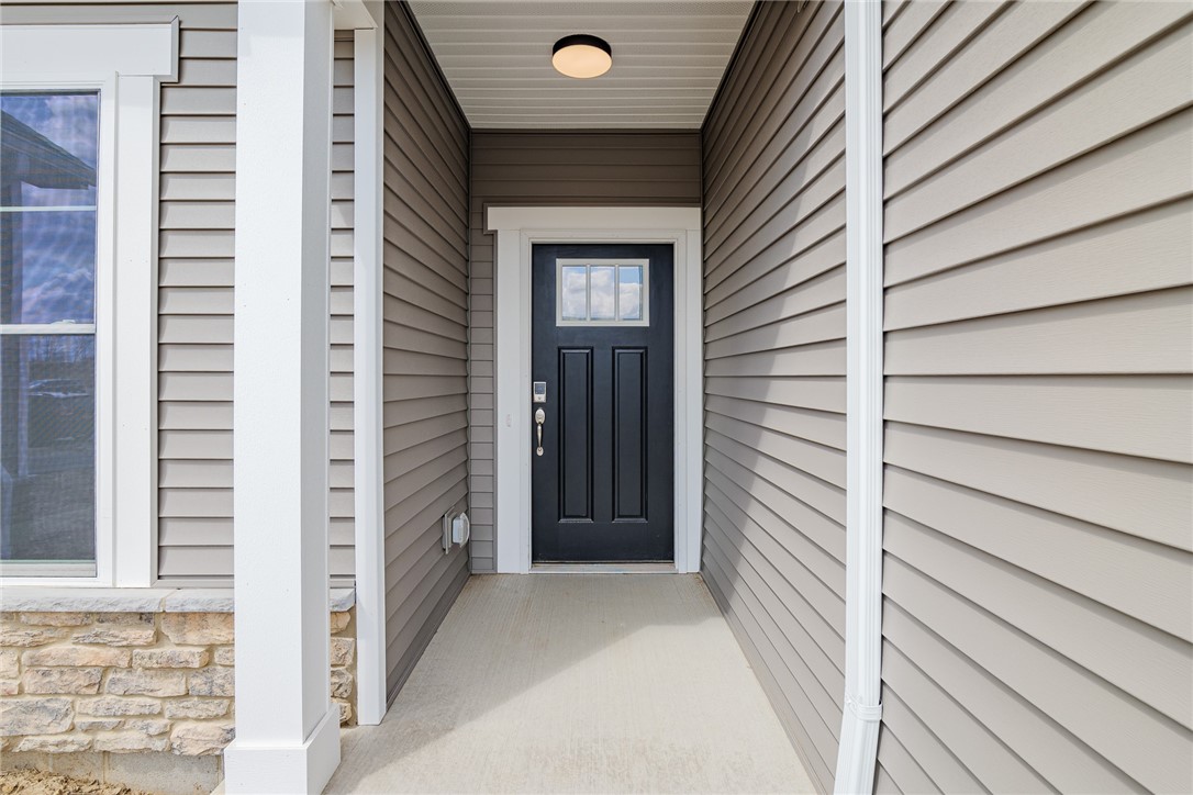 56 Cedarway Circle Webster, NY 14580 - Photo 3 of 50