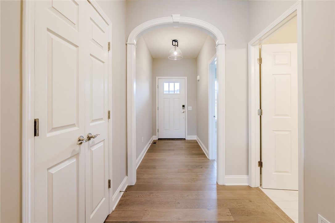 56 Cedarway Circle Webster, NY 14580 - Photo 4 of 50