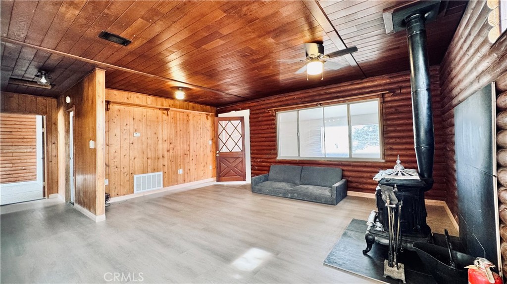 11213 Monte Vista Road Phelan, CA 92371 - Photo 15 of 39