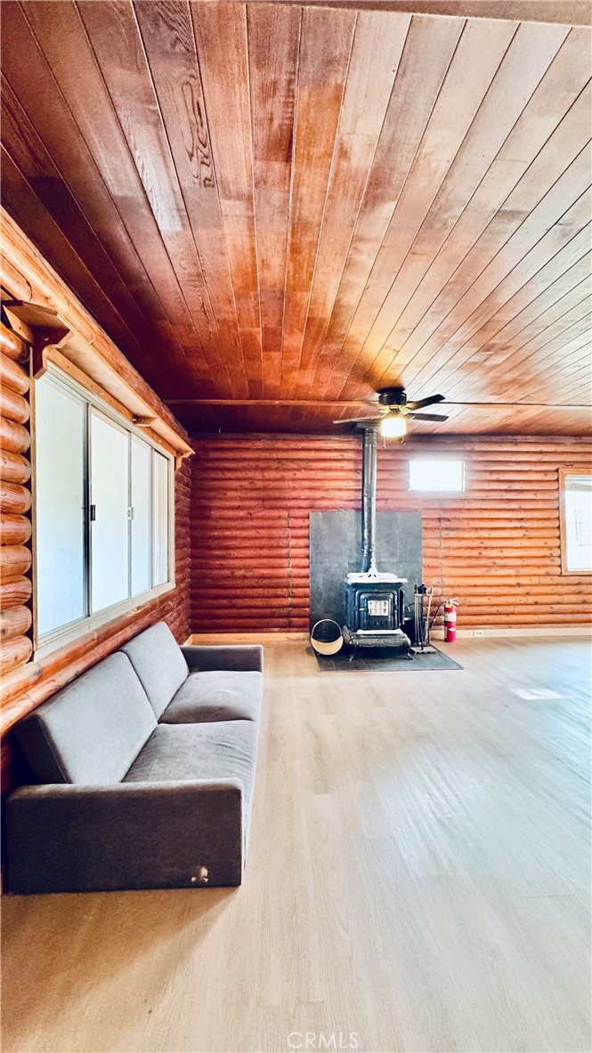 11213 Monte Vista Road Phelan, CA 92371 - Photo 16 of 39