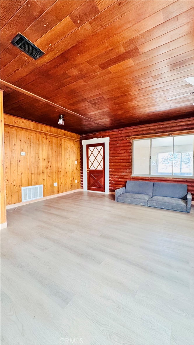 11213 Monte Vista Road Phelan, CA 92371 - Photo 18 of 39