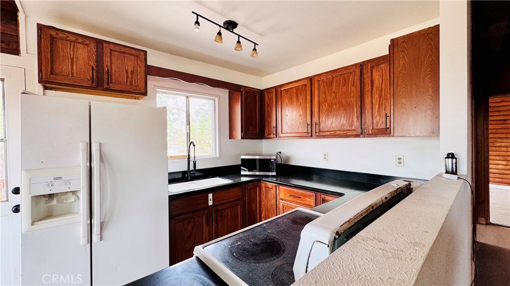 11213 Monte Vista Road Phelan, CA 92371 - Photo 26 of 39