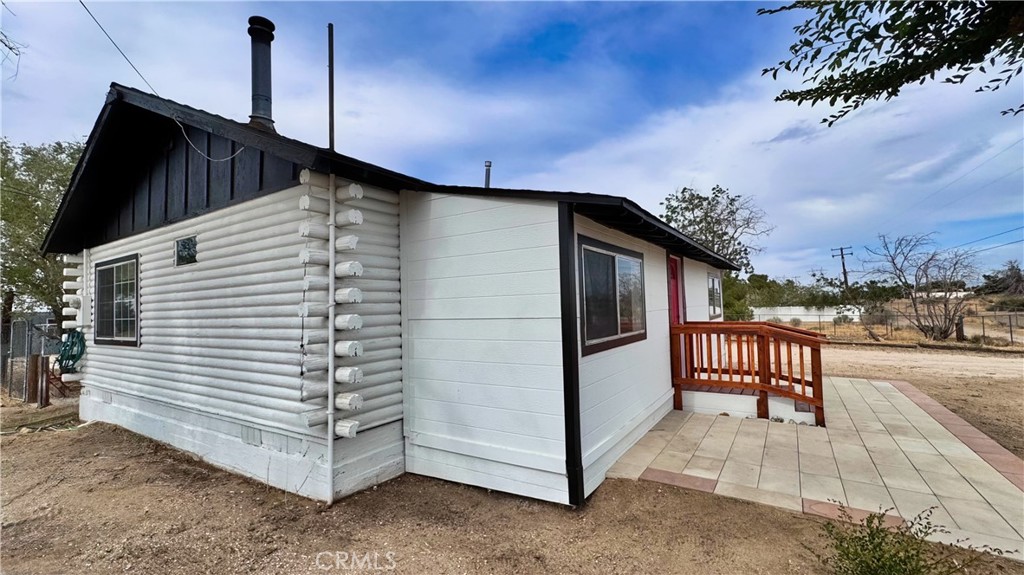 11213 Monte Vista Road Phelan, CA 92371 - Photo 5 of 39