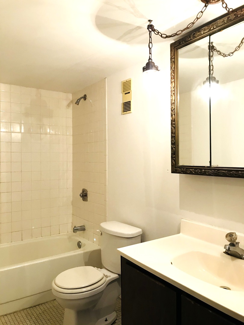 2457 Spring Street, Unit 3602 Woodridge, IL 60517 - Photo 14 of 18