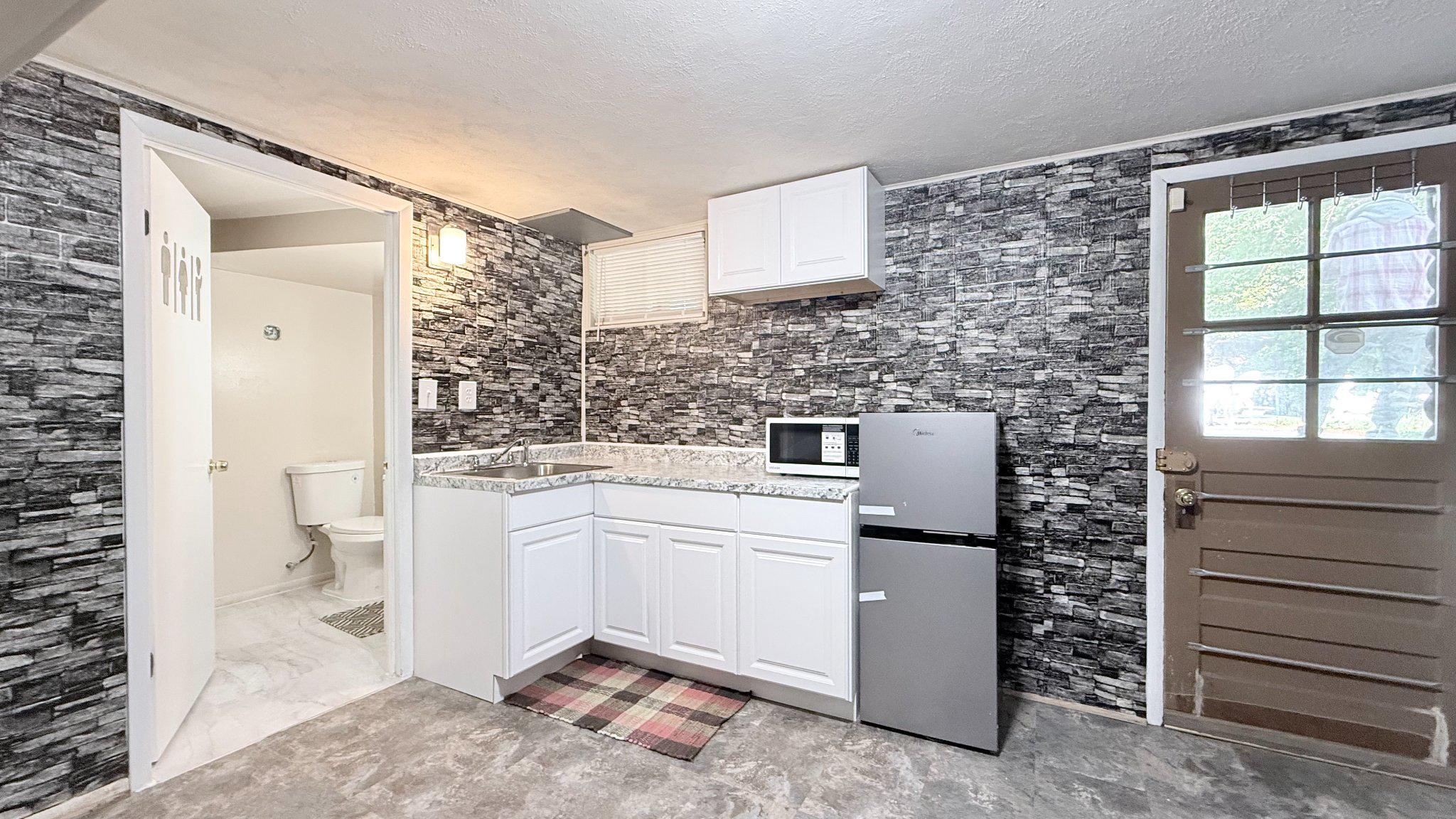 4203 Maple Road Morningside, MD 20746 - Photo 5 of 9