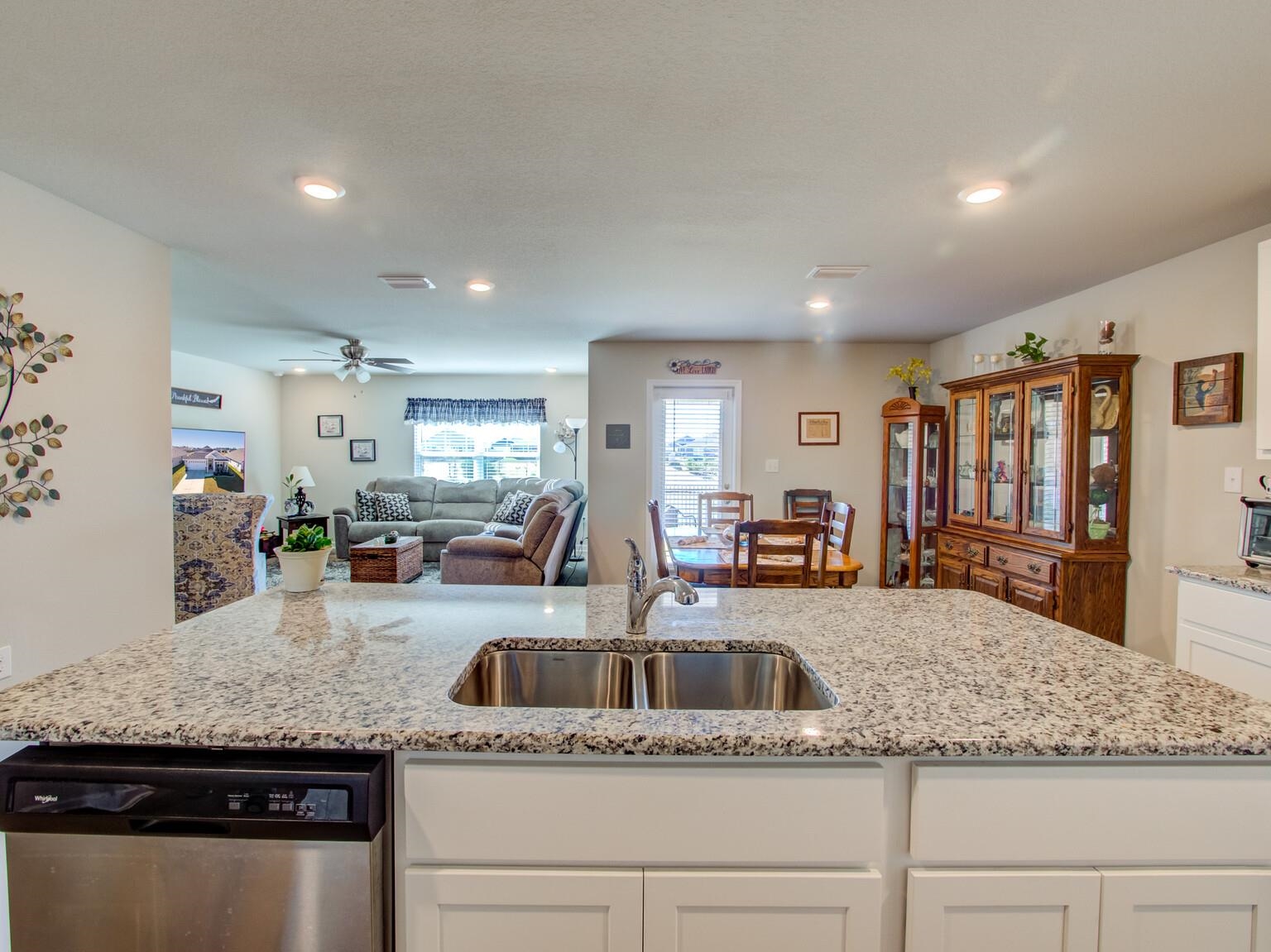 8099 Irwin Loop Daphne, AL 36526 - Photo 6 of 28
