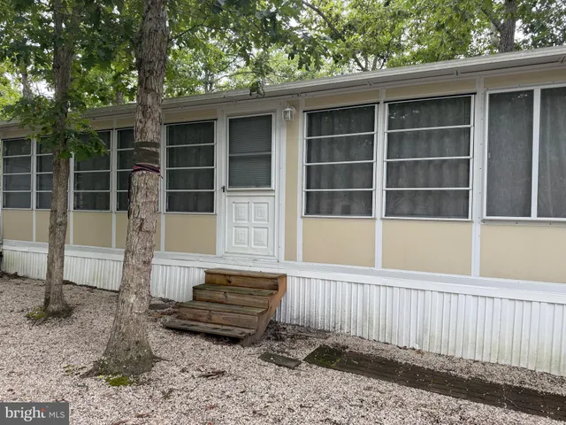 a house view with a outdoor space