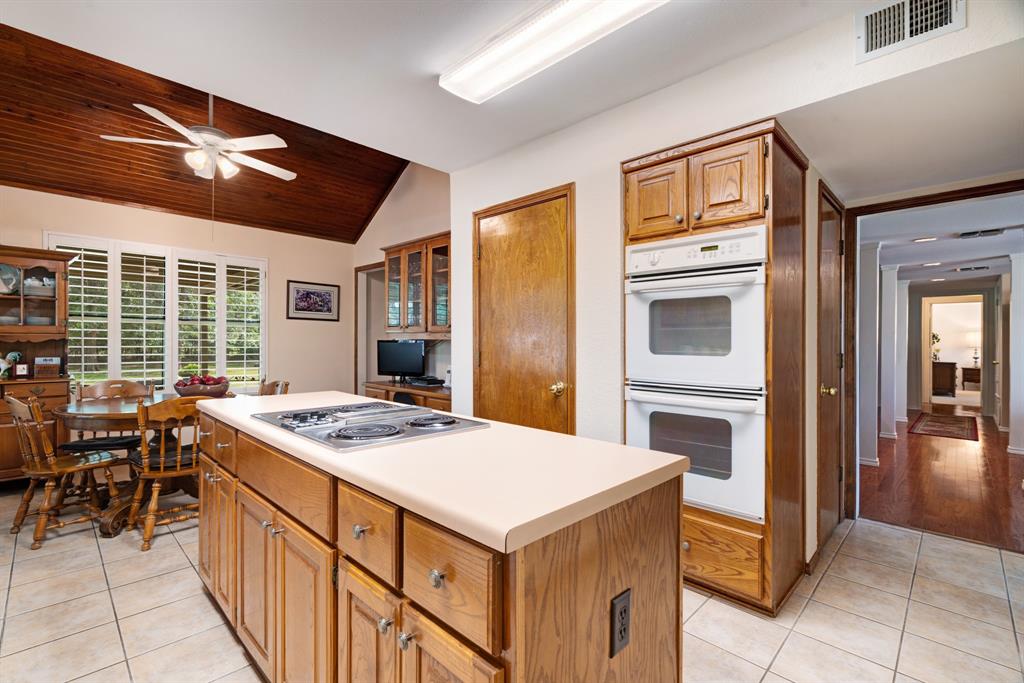 4110 Lakeshore Drive Reno, TX 75462 - Photo 11 of 28