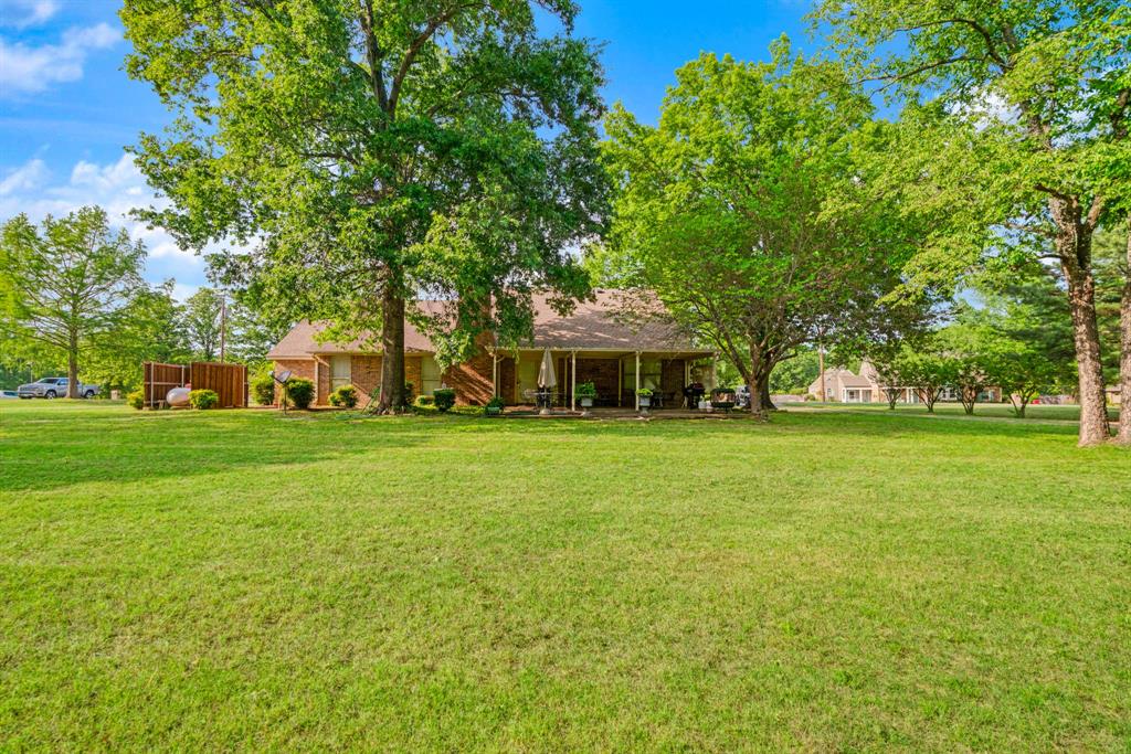 4110 Lakeshore Drive Reno, TX 75462 - Photo 23 of 28