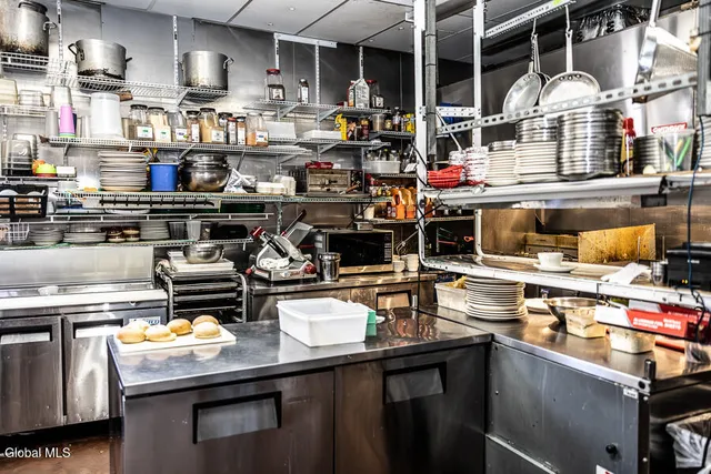 $1,700,000 | 4 Clinton Square, Albany, NY 12207