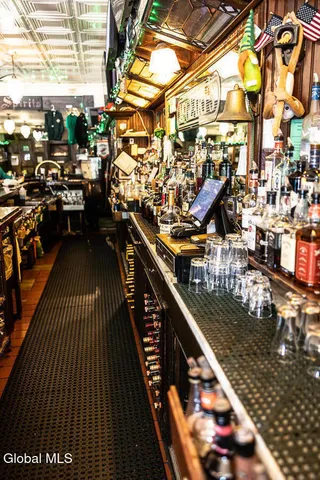 $1,700,000 | 4 Clinton Square, Albany, NY 12207