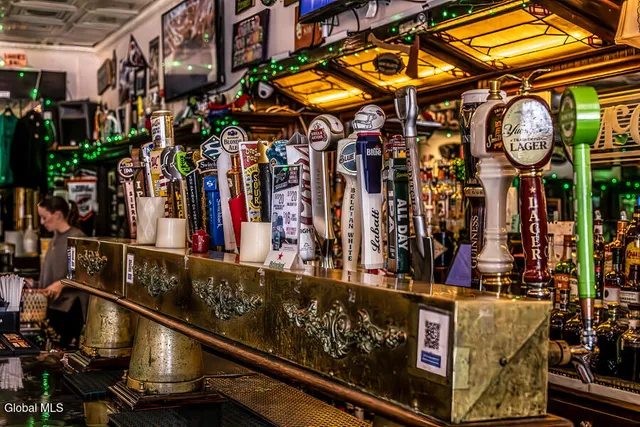 $1,700,000 | 4 Clinton Square, Albany, NY 12207