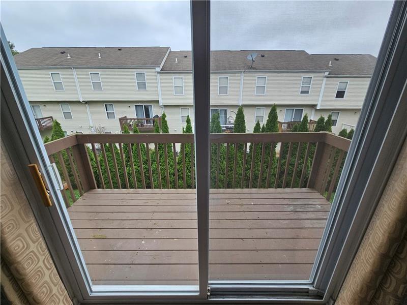 518 Ten Point Lane Cranberry Township, PA 16066 - Photo 3 of 22