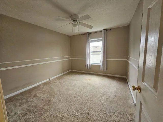 $2,200 | 518 Ten Point Lane, Cranberry Township, PA 16066