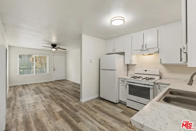 $2,245 | 331 East Washington Avenue, Unit F, Escondido, CA 92025