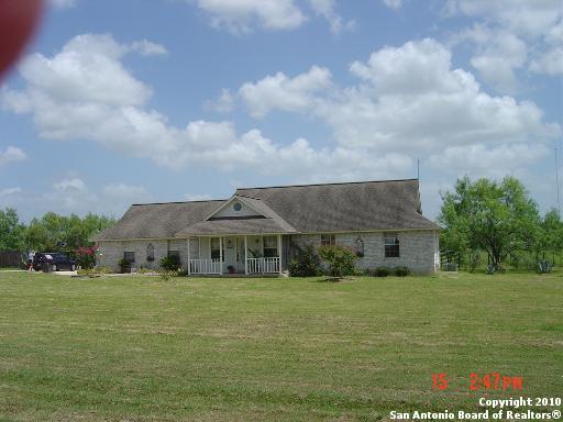218 Bluebonnet Road La Vernia, TX 78121 - Photo 1 of 1