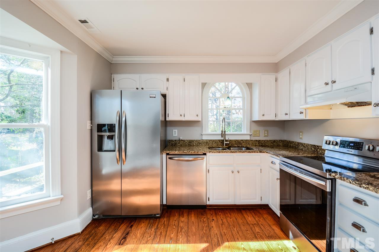 4405 Tetbury Place Raleigh, NC 27613 - Photo 2 of 16 Gallery Image 2