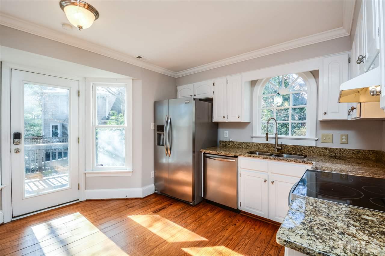 4405 Tetbury Place Raleigh, NC 27613 - Photo 3 of 16 Gallery Image 3