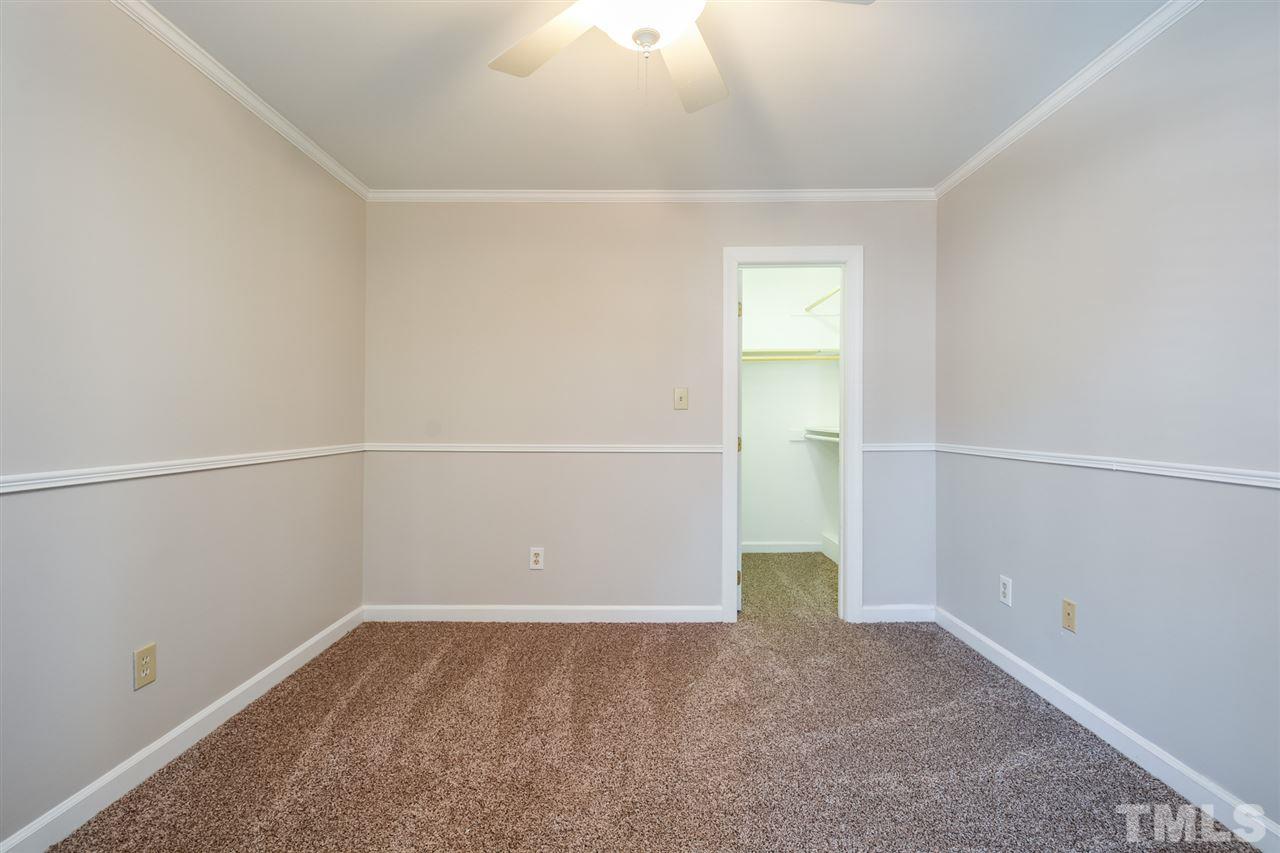 4405 Tetbury Place Raleigh, NC 27613 - Photo 10 of 16 Gallery Image 10