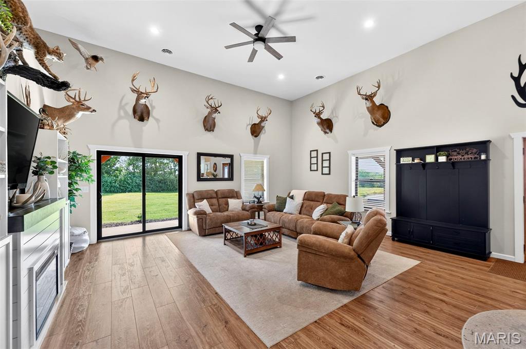 519 Woods Road Silex, MO 63377 - Photo 5 of 51