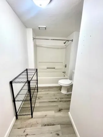 $2,600 | 9 Circuit Avenue East, Unit 2, Worcester, MA 01603