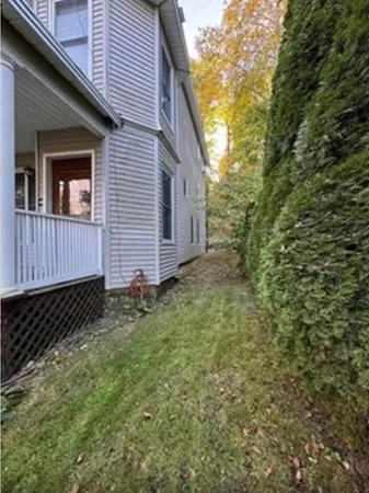 $2,600 | 9 Circuit Avenue East, Unit 2, Worcester, MA 01603