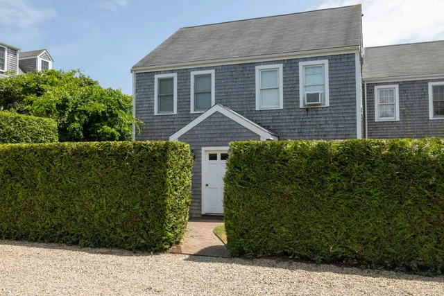 $925,000 | 16 A Boynton Lane, Unit A, Nantucket, MA 02554