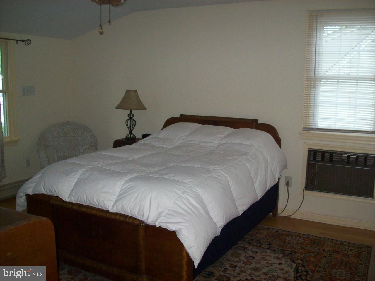 415 Manor Road Hatboro, PA 19040 - Photo 12 of 13 Gallery Image 12