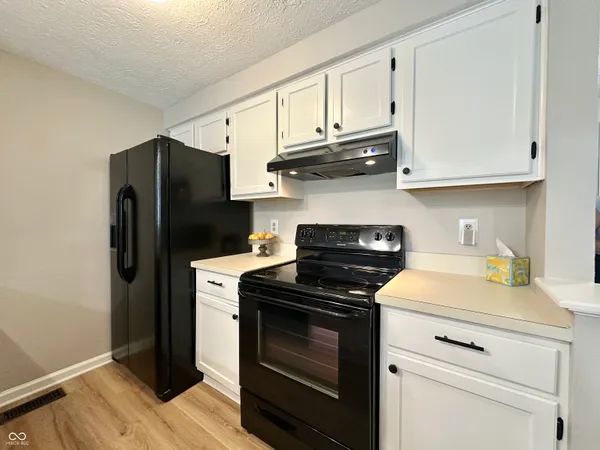 $214,900 | 7975 Glen View Drive, Indianapolis, IN 46236