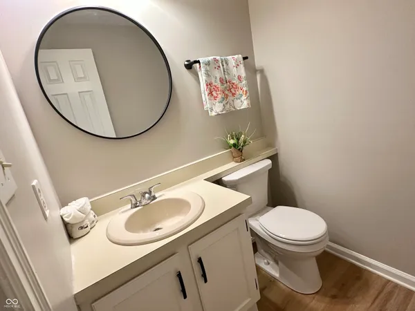 $214,900 | 7975 Glen View Drive, Indianapolis, IN 46236