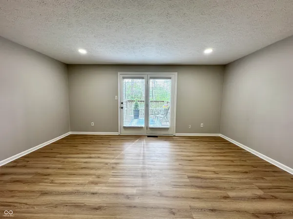 $214,900 | 7975 Glen View Drive, Indianapolis, IN 46236