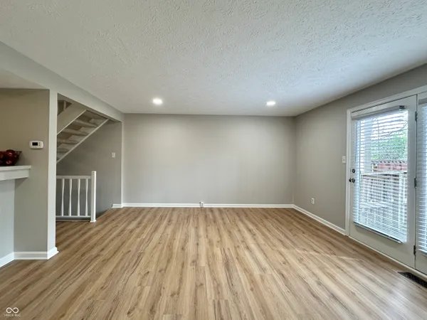 $214,900 | 7975 Glen View Drive, Indianapolis, IN 46236