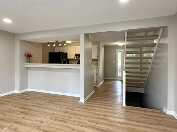 $214,900 | 7975 Glen View Drive, Indianapolis, IN 46236