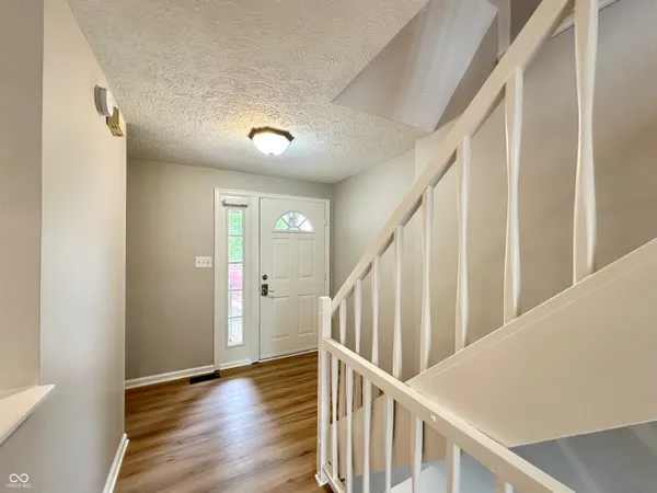 $214,900 | 7975 Glen View Drive, Indianapolis, IN 46236