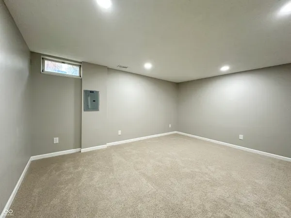 $214,900 | 7975 Glen View Drive, Indianapolis, IN 46236