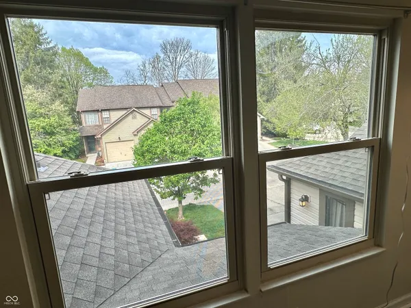 $214,900 | 7975 Glen View Drive, Indianapolis, IN 46236