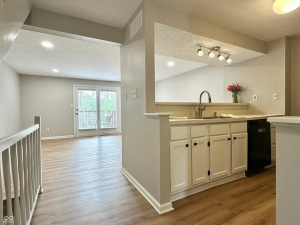 $214,900 | 7975 Glen View Drive, Indianapolis, IN 46236