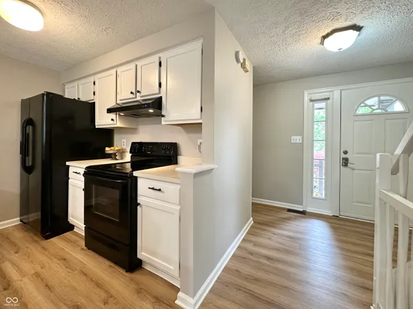 $214,900 | 7975 Glen View Drive, Indianapolis, IN 46236