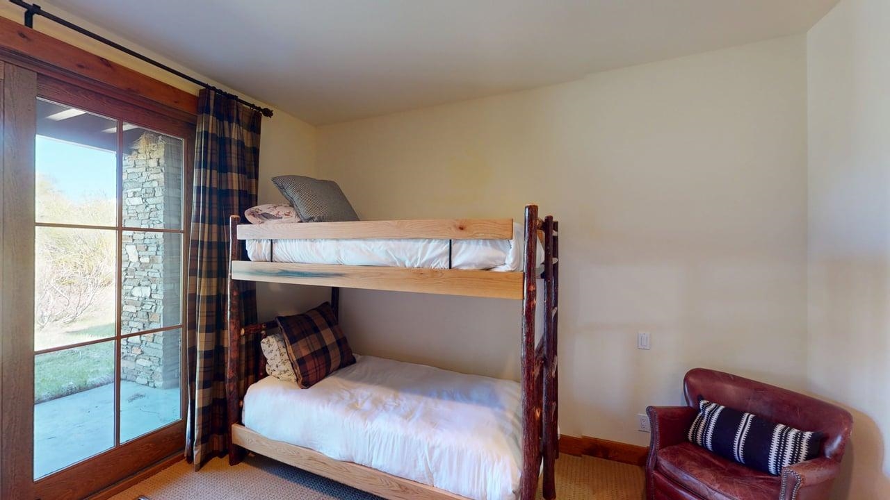 1310 Timber Creek Road, Unit 1310 Mammoth Lakes, CA 93546 - Photo 45 of 56