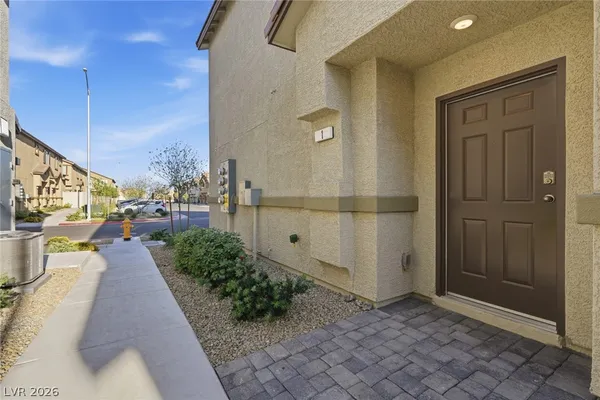 $1,900 | 7815 Jupiter Sky Street, Unit 1, North Las Vegas, NV 89084