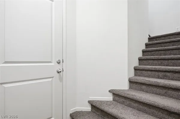 $1,900 | 7815 Jupiter Sky Street, Unit 1, North Las Vegas, NV 89084