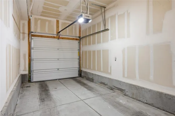 $1,900 | 7815 Jupiter Sky Street, Unit 1, North Las Vegas, NV 89084