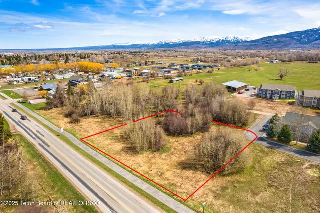 $880,000 | 33 South Driggs Id 83422, Driggs, ID 83422