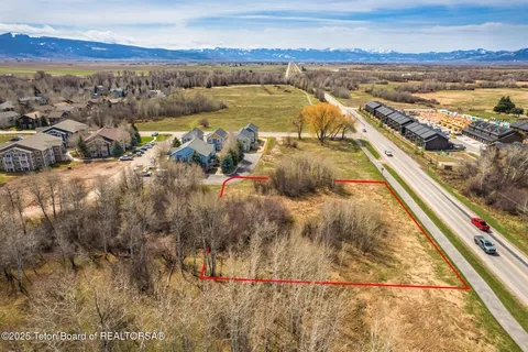$880,000 | 33 South Driggs Id 83422, Driggs, ID 83422