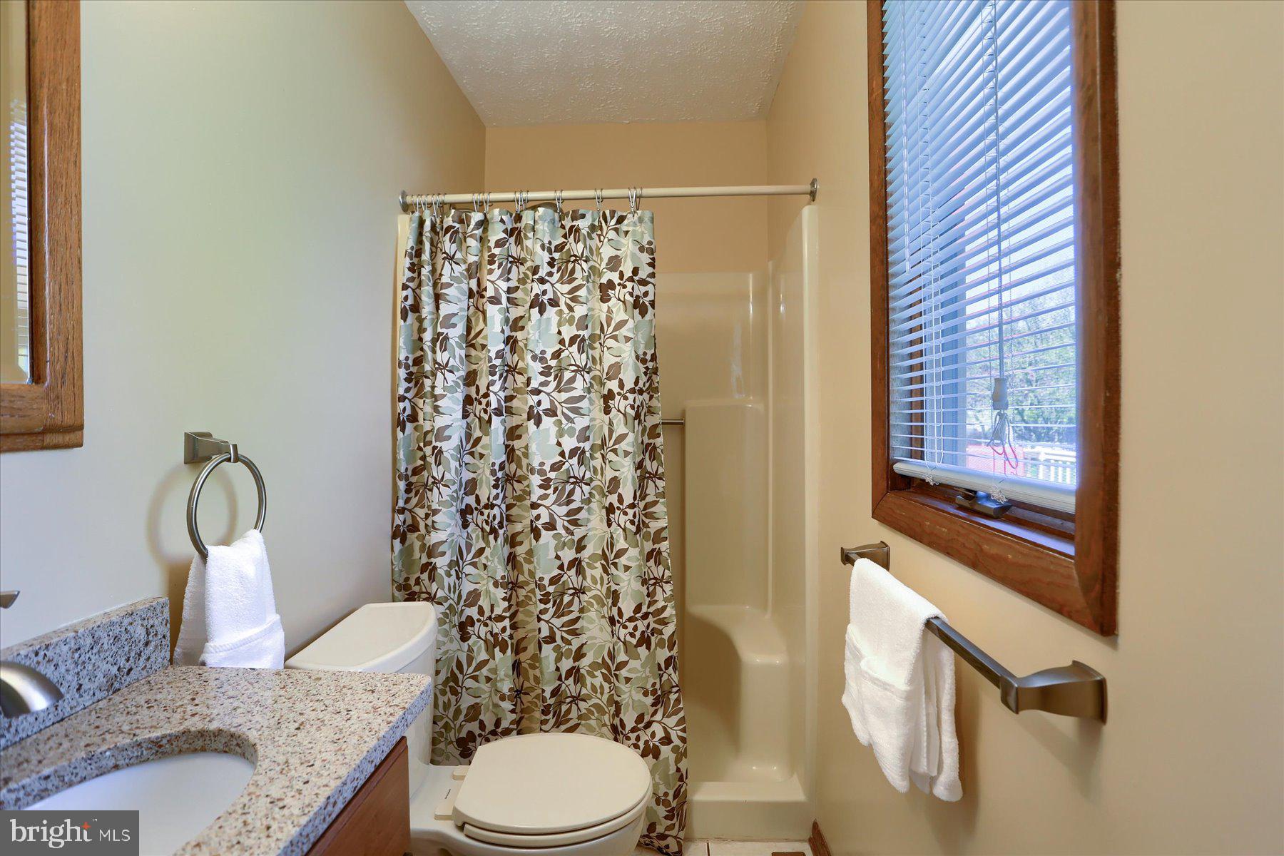344 Sarhelm Road Harrisburg, PA 17112 - Photo 13 of 30 Gallery Image 13