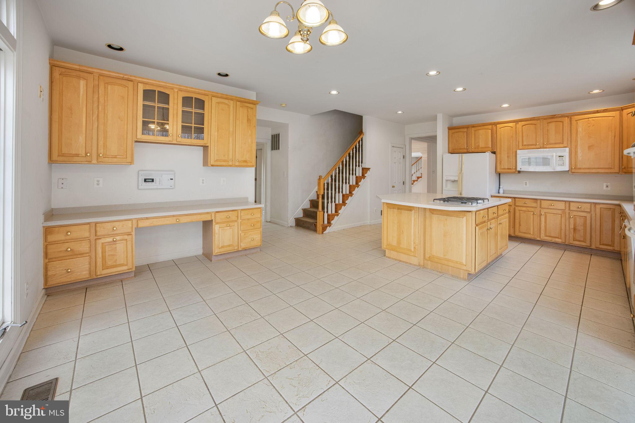 2000 Gresham Lane Davidsonville, MD 21035 - Photo 14 of 34 Kitchen
