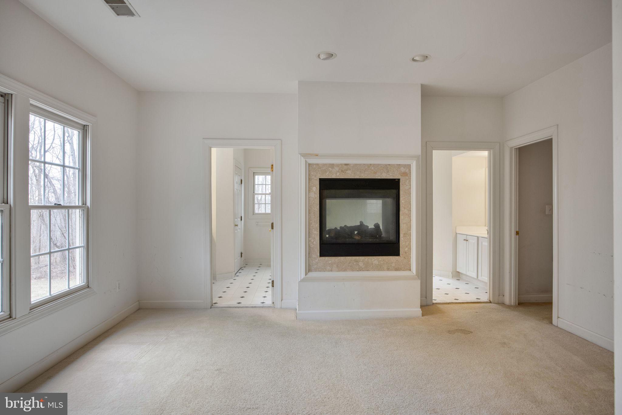 2000 Gresham Lane Davidsonville, MD 21035 - Photo 26 of 34 Main bedroom